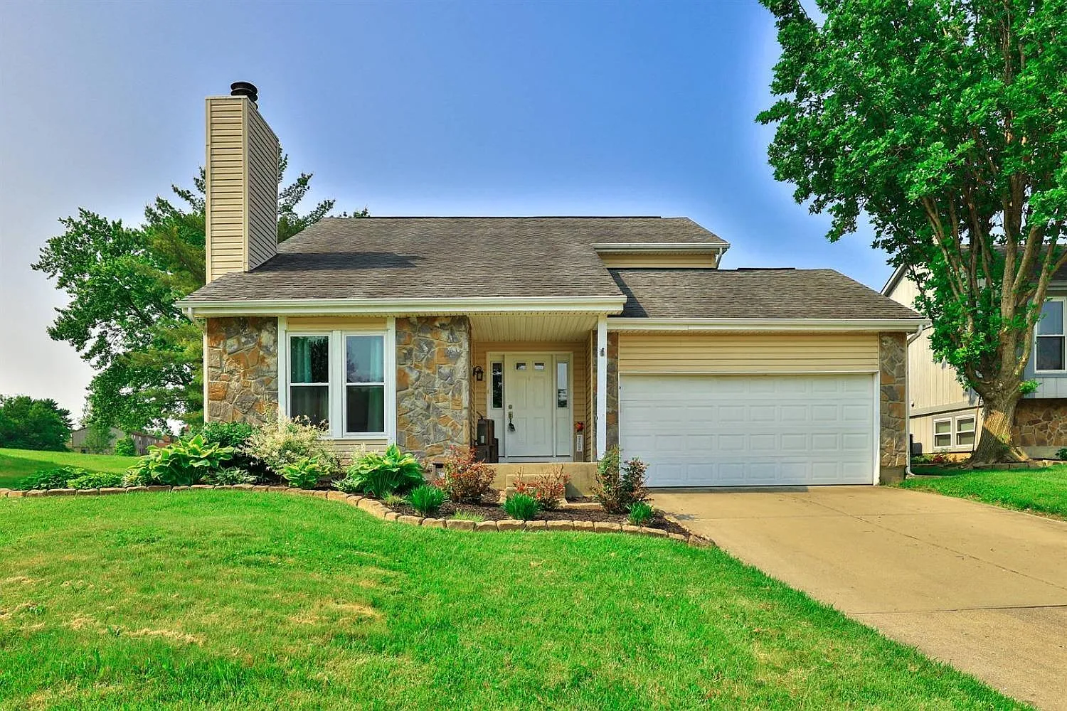 5307 Leatherwood Dr photo 1