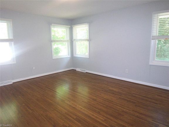 5th image of 2510 Fairway Dr