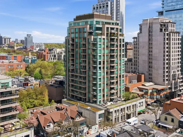 80 Yorkville Ave #502, Toronto, ON M5R 2C2