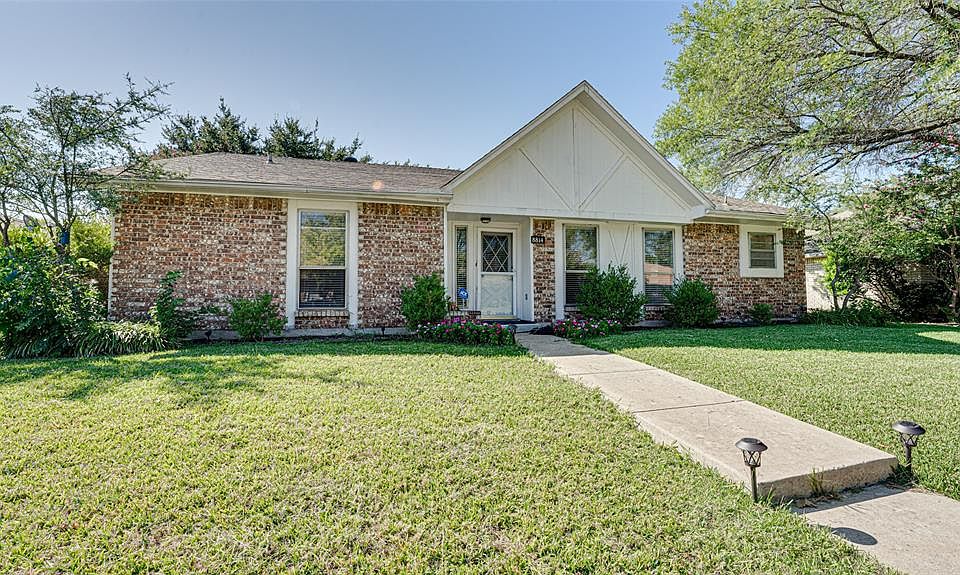 1st image of 8814 Deerwood Dr