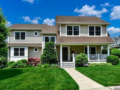 121 Vreeland Ave, Midland Park, NJ, 07432