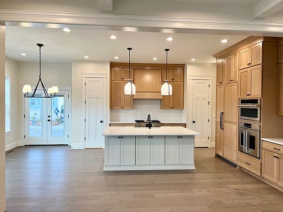 3rd image of 10983 S Lake Island Dr