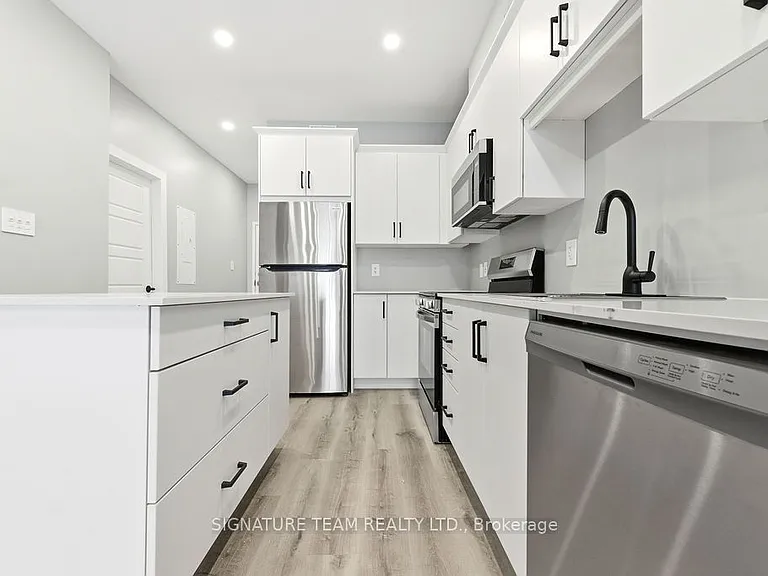 78B Queen St #308 — Photo 17