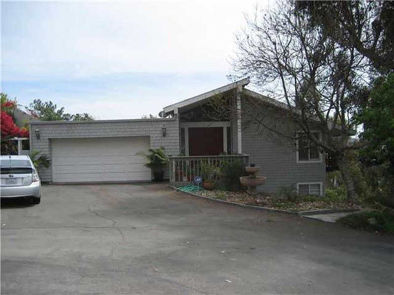 1st image of 4359 Calavo Dr