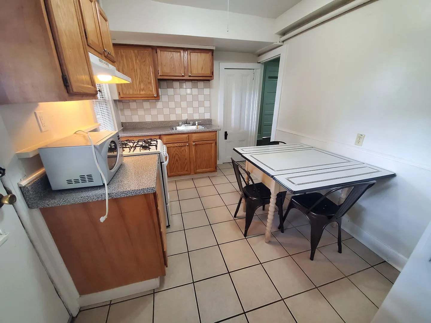 523 E Buffalo Street — Photo 4