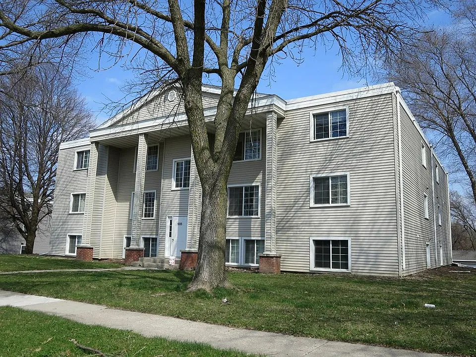 1225 Langley Rd