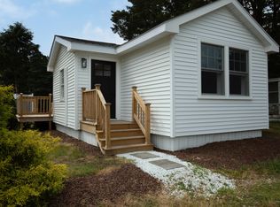 9 2nd St, Buzzards Bay, MA 02532