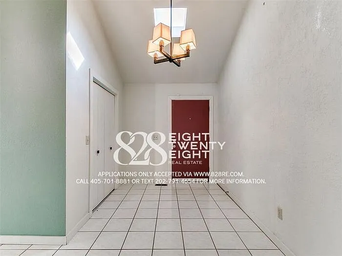 10429 Bayberry Dr — Photo 3