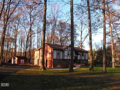 11 Pond Crest Rd, Danbury, CT, 06811