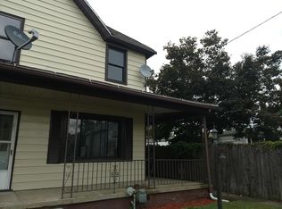 132 Market St, Pittston, PA 18640