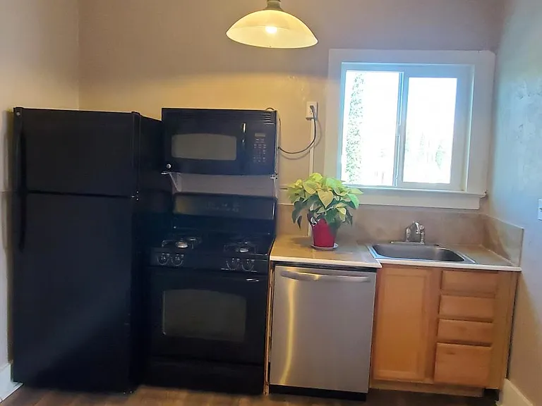 310 Center Ave #205 — Photo 11