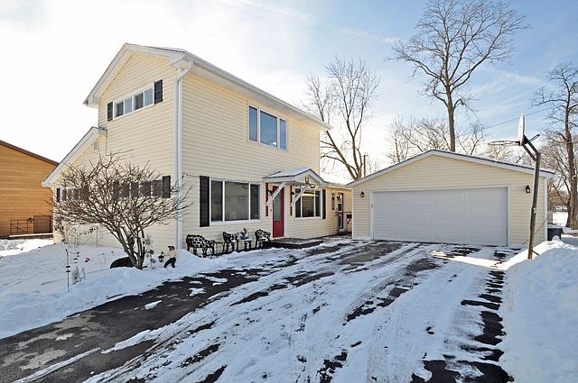 1st image of 37368 N Lake Shore Dr
