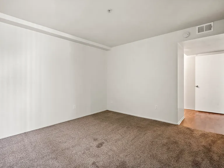 Kimberly Terrace — Photo 14