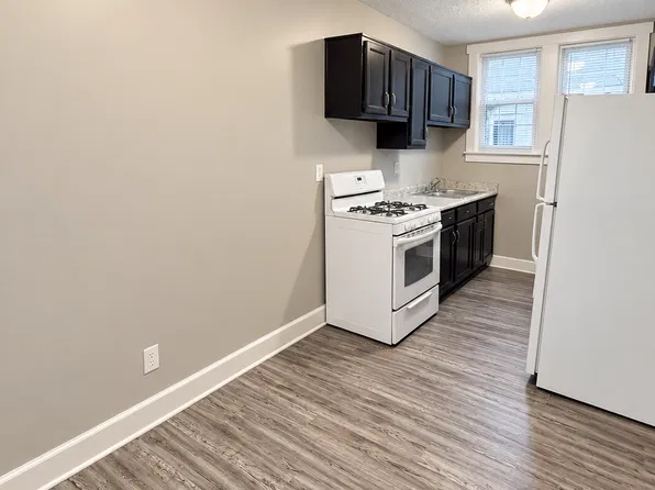 4600 W Broadway, Louisville, KY