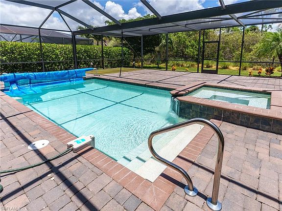 3rd image of 1588 Vizcaya LN