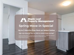 7 Walmer Rd #1DEN, Toronto, ON M5R 2W8