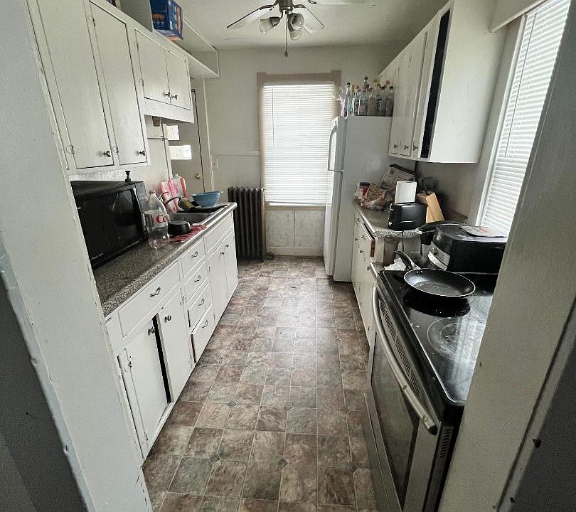 772 Hillview Ave, La Crosse, WI 54601 Zillow