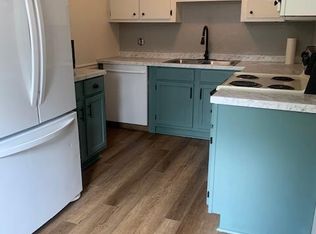 3826 E Country Club Rd, Winston Salem, NC 27104