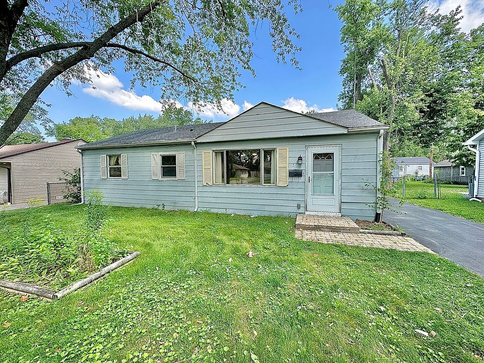 1st image of 26 Golf View Ln
