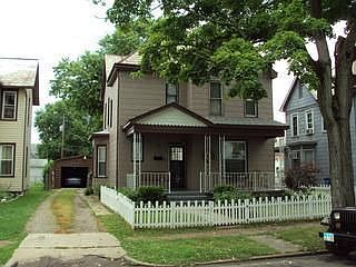 1st image of 55 Oakwood Ave