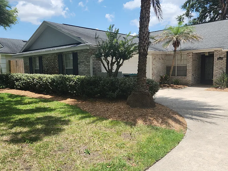 4303 Inwood Landing Dr — Photo 1