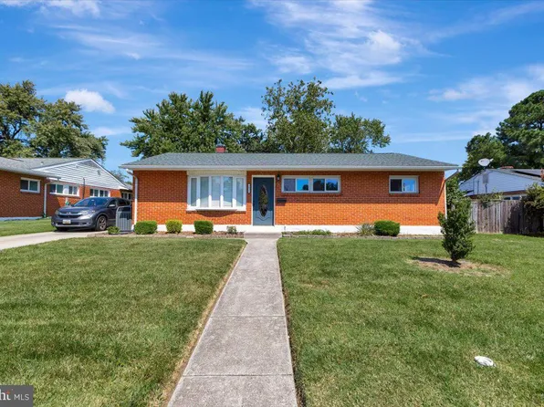2432 Woodcroft Rd, Parkville, MD 21234