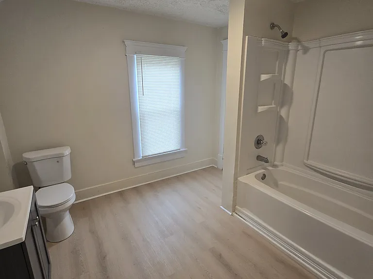 151 2nd St SW #149 — Photo 5