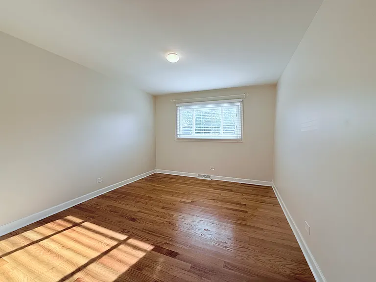 4528 Grace St — Photo 19