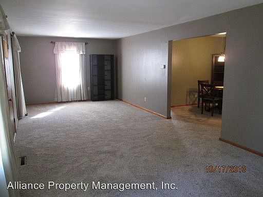 2nd image of 939 Village Dr