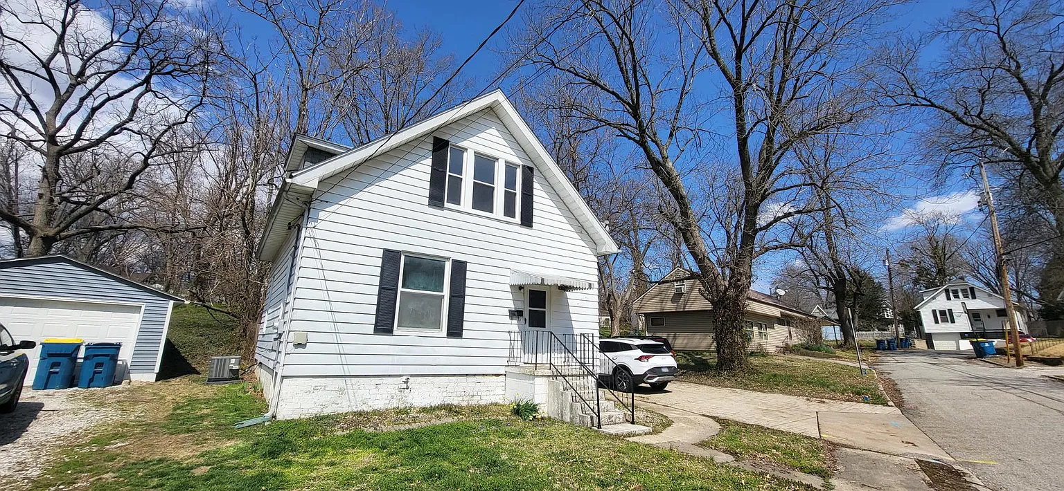 13 Abner Pl photo 1