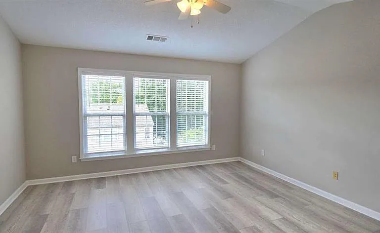 3611 Gainesway Trce — Photo 44