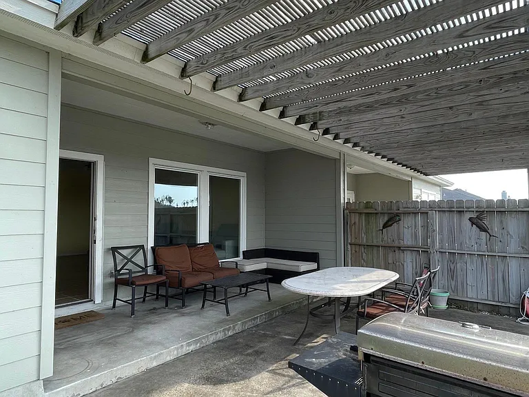 15305 Cruiser St #A — Photo 8