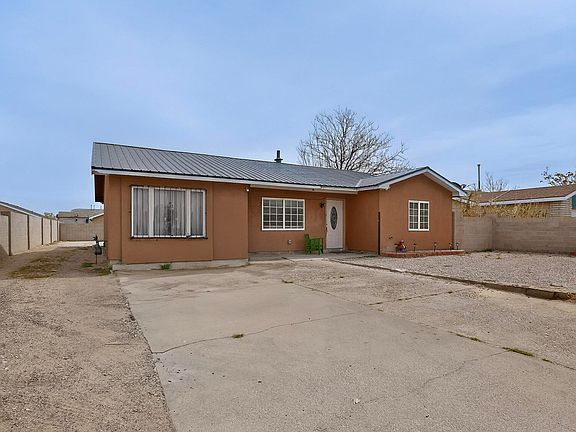 3rd image of 1233 Jenaro St SW