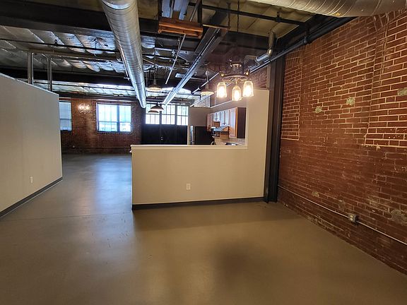 4th image of 1445 S 18th St APT 129