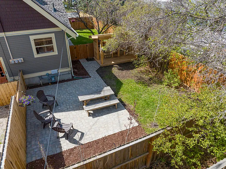 303 E Olive St #2 — Photo 15
