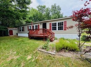 228 Redwood Rd, Loudon, NH 03307