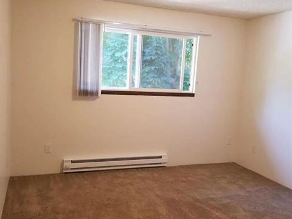 SUNSET VILLA 360 S Locust St Canby OR Zillow