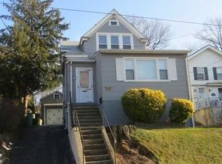 418 Glen Ave #2, Palisades Park, NJ 07650