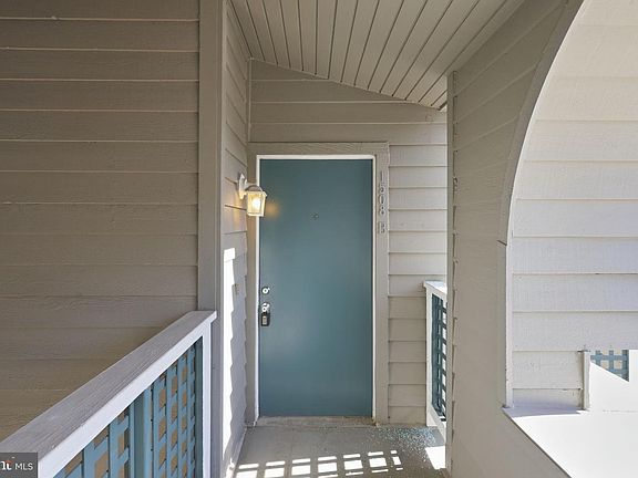 2nd image of 1508 Summerchase Ct