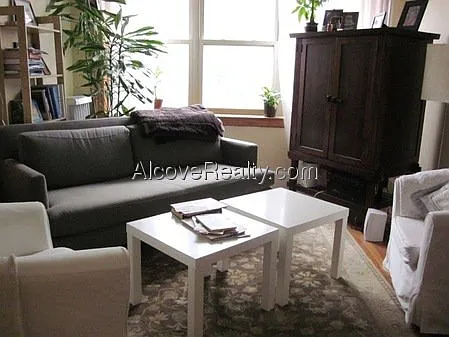 Hancock St — Photo 10