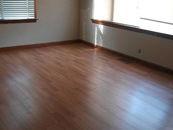 4th image of 1138 Esquire Dr