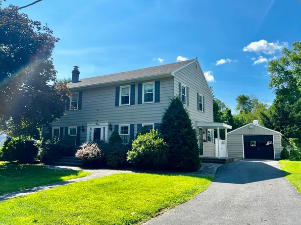 3 McMartin St, Plattsburgh, NY 12901