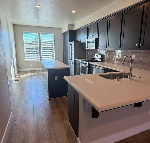 425 Kylie Ln — Photo 10