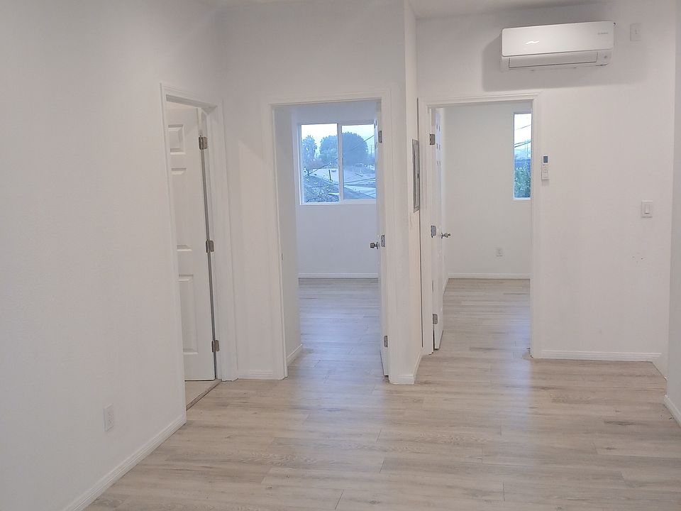 2nd image of 9760 Telfair Ave