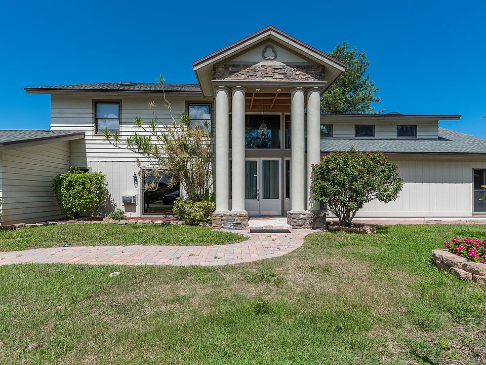 1st image of 216 Bayshore Cir