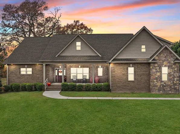 118 Parkway Pl, Tullahoma, TN 37388