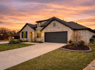 9820 Surveyor Rd, Oak Pt, TX 75068