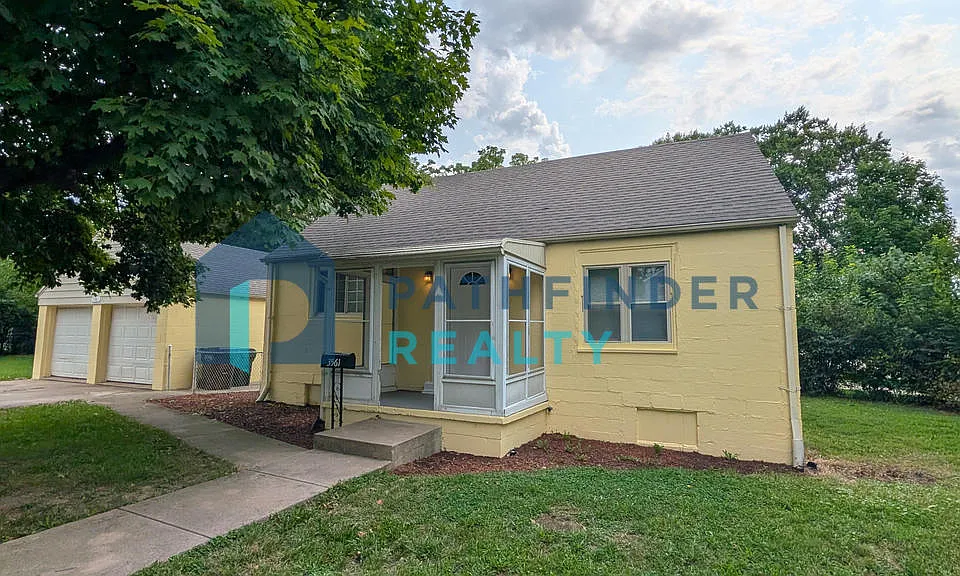 3561 El Paso Ave