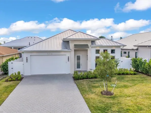 536 107th AVE N, NAPLES, FL 34108