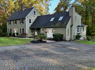 2677 Boston Post Rd, Guilford, CT 06437